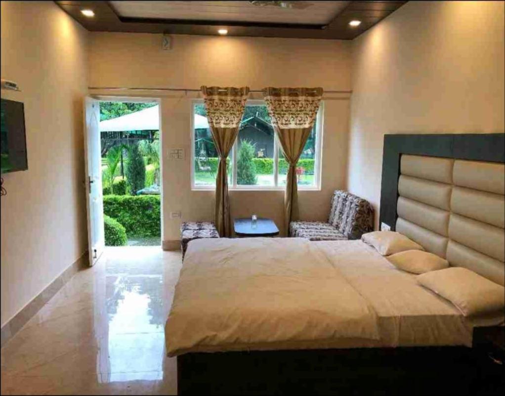 Midway Resort Rishīkesh Екстериор снимка