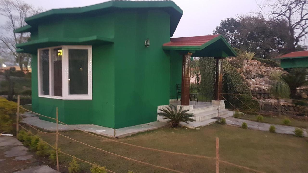 Midway Resort Rishīkesh Екстериор снимка